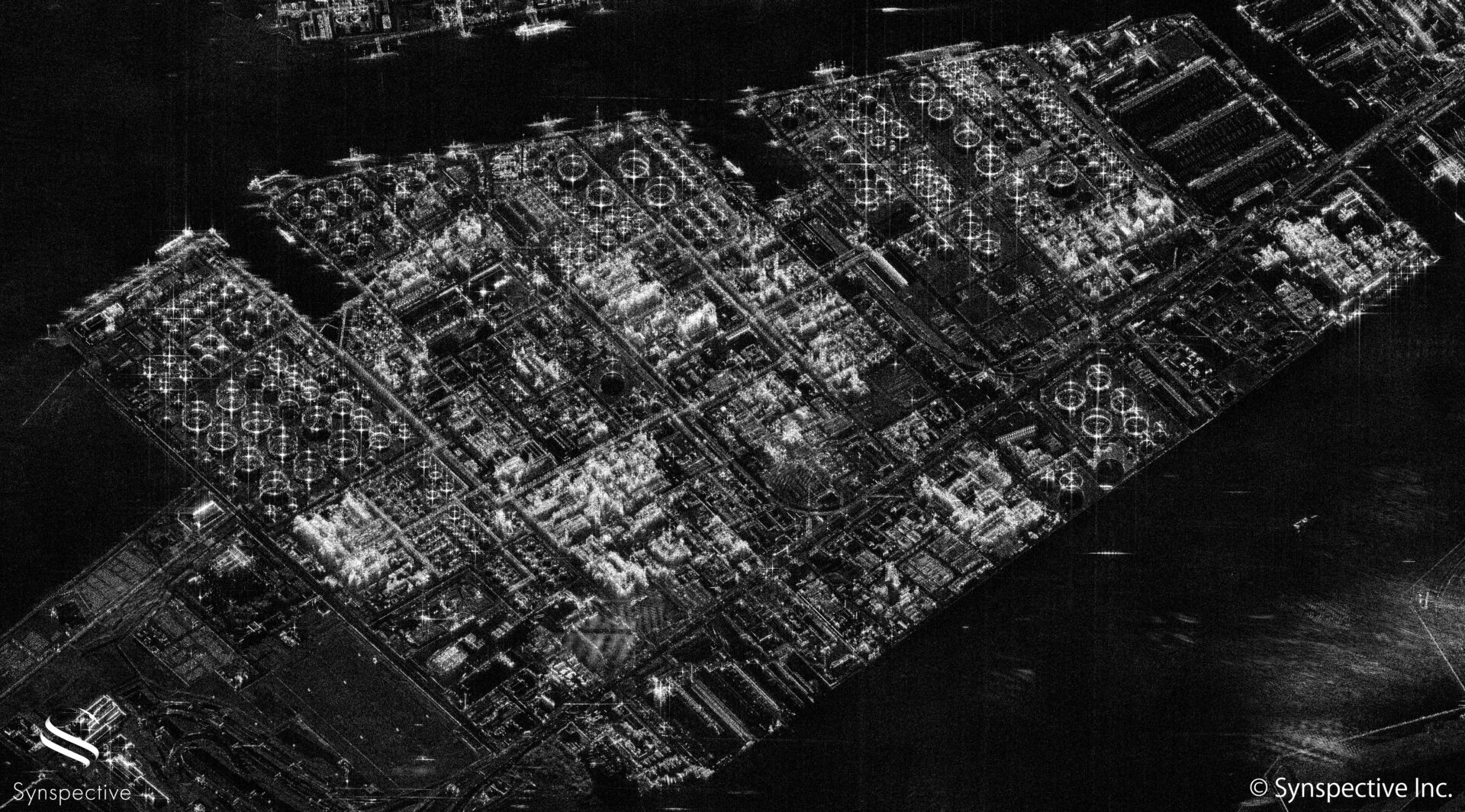 1 m x 1 m resolution Sliding Spotlight captured a refinery plant in Kawasaki