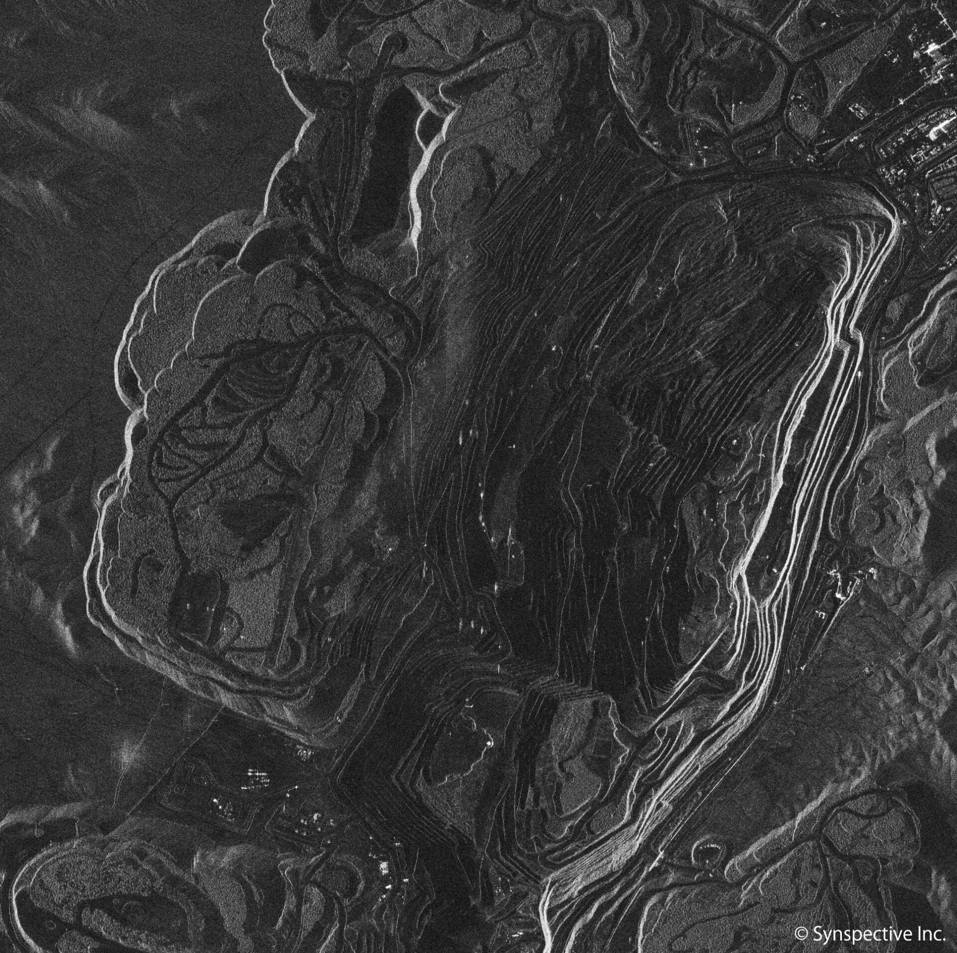 Synspective’s "StriX-α" has taken a SAR Sliding Spotlight image of The Chuquicamata Mine, Chile